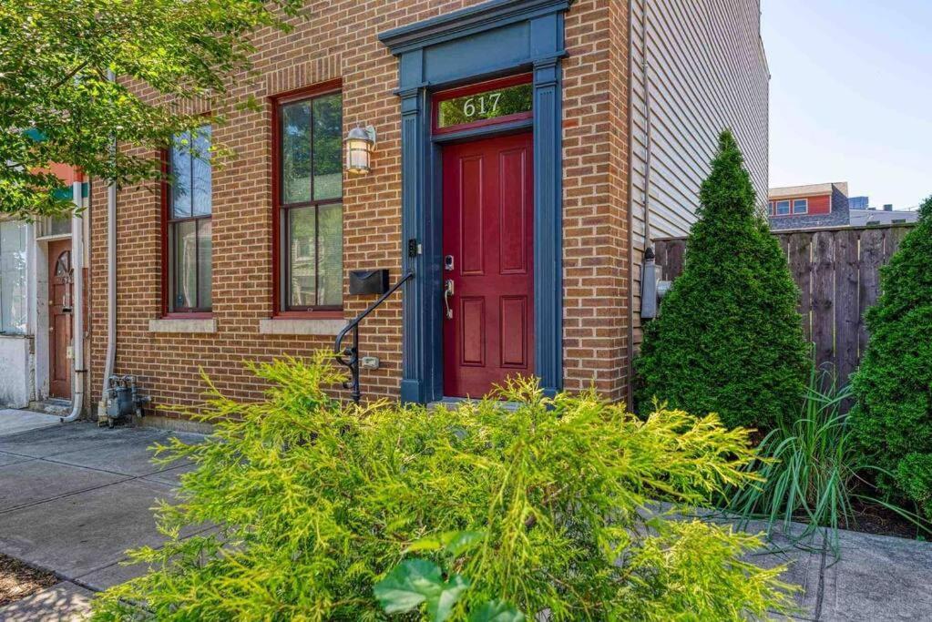 4 Bedroom 3 Bath Sleeps 10 Pet Friendly Private Backyard, 2 Car Garage, City Views, Close To All Stadiums And Casino Pittsburgh Eksteriør billede