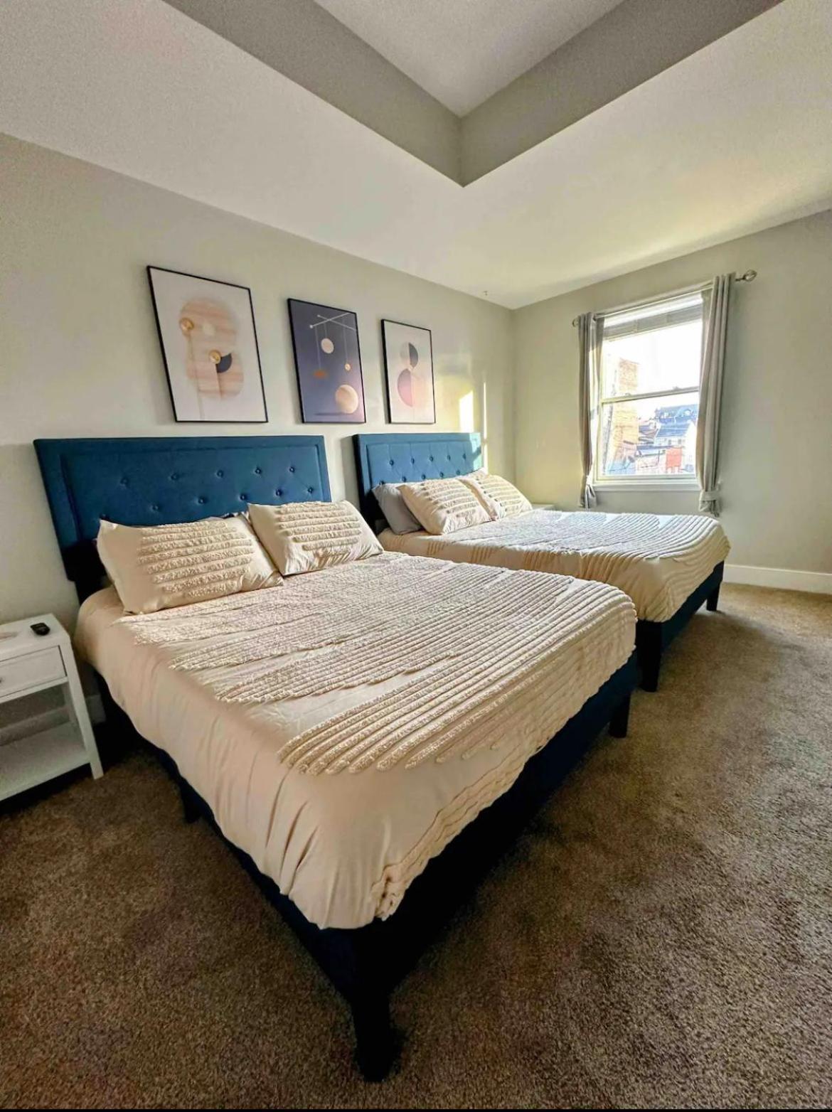 4 Bedroom 3 Bath Sleeps 10 Pet Friendly Private Backyard, 2 Car Garage, City Views, Close To All Stadiums And Casino Pittsburgh Eksteriør billede